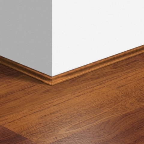 Плинтус Скоция Quick Step QSSCOT 17x17х2400/ 00996 (фото 1)