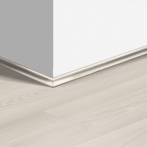 Плинтус Скоция Quick Step QSSCOT 17x17х2400/ 04757 (фото 1)