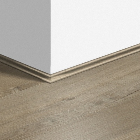 Плинтус Скоция Quick Step QSSCOT 17x17х2400/ 03557 (фото 1)