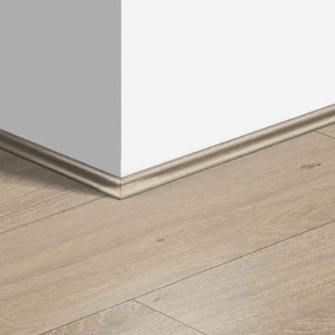 Плинтус Скоция Quick Step QSSCOT 17x17х2400/ 01658 (фото 1)