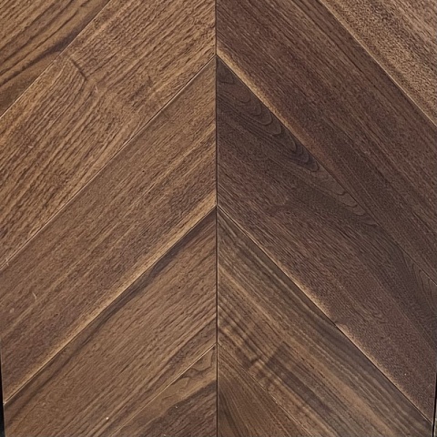 CROWNWOOD EXOTIC ONE Французская елка 45° 2-х слойная Орех Американский Натуральный Селект лак 600 х 125 х 15 / 1.50 м2 (фото 5)